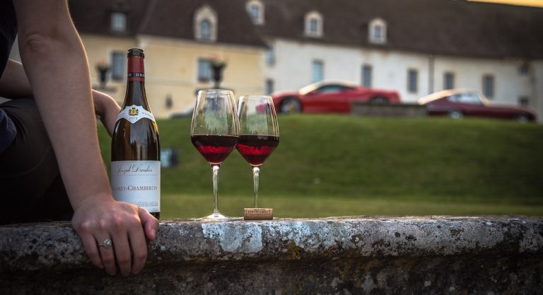 Les droits douaniers sur les vins français sont maintenus à 25%