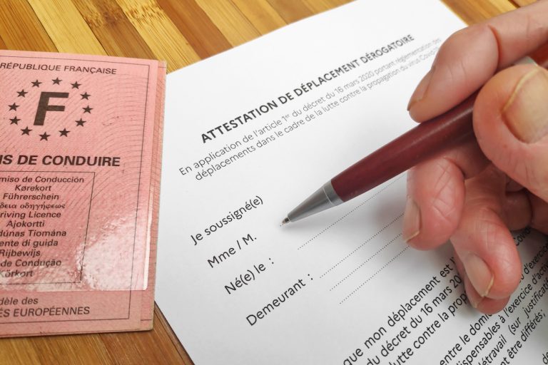 Contrôle renforcé aux frontières françaises : attestation de déplacement obligatoire
