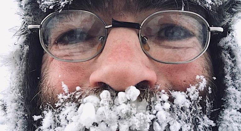 Mathieu Dumond, biologiste français confiné en Arctique depuis 19 ans