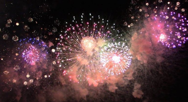 Pourquoi y a t-il autant de feux d’artifice illégaux en ce moment aux Etats-Unis ?