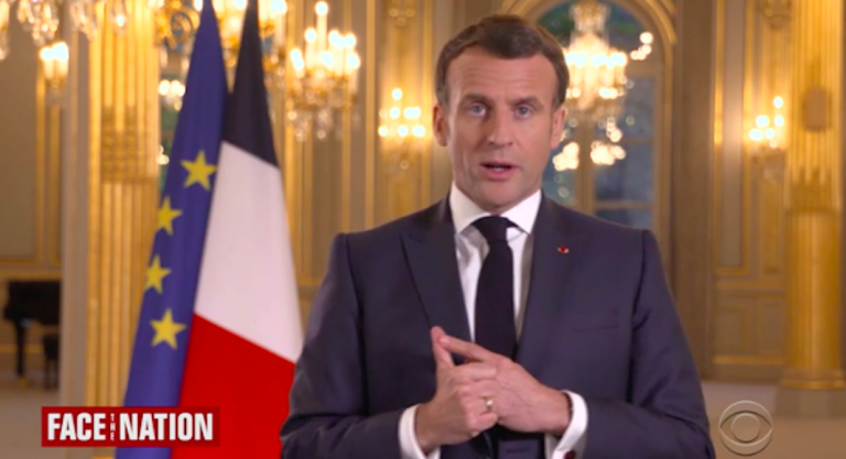 Emmanuel Macron veut rouvrir les frontières françaises aux Américains vaccinés “début mai”