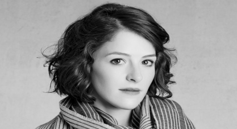 « Unraveled »: le livre plaidoyer de Maxine Bédat pour rendre enfin la mode plus verte