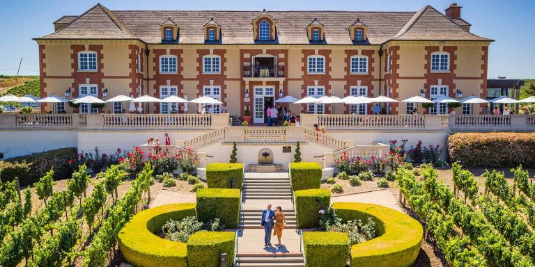 Comment la réussite américaine des champagnes Taittinger est passée par la Californie