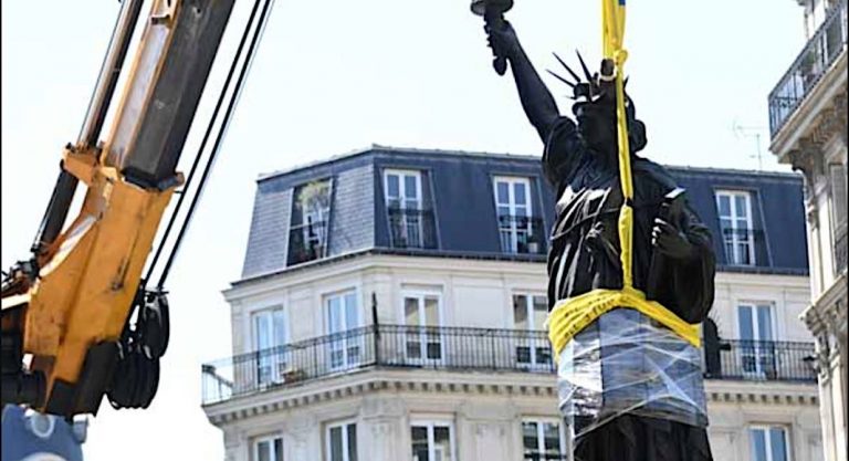 La statue de la Liberté arrive à Washington