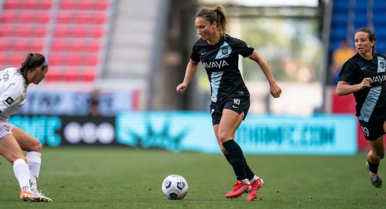 Gaëtane Thiney, à New York : « je suis à la fois joueuse et en mission pour la FFF »