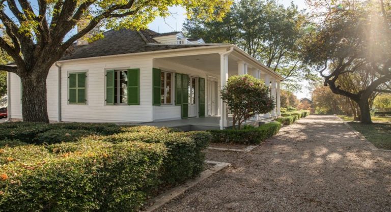 Réouverture de la Légation de France à Austin