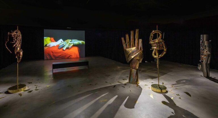« Noctambules », le voyage imaginaire de Caroline Mesquita à Houston