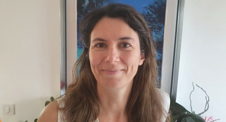 Révolution Bilingue : Nathalie Auger sur « les défis des classes multilingues »