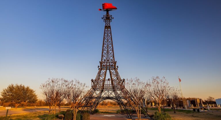 Pourquoi y a-t-il autant de Paris aux États-Unis ?
