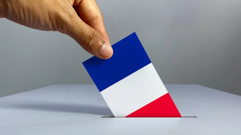 Élections 2022 : les 12 candidats à la présidentielle