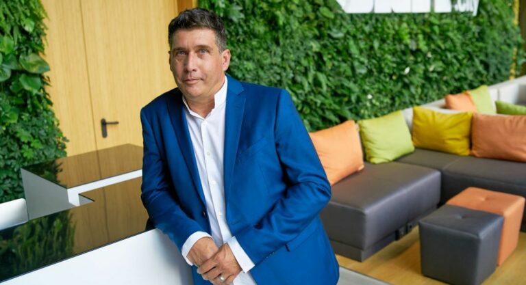French Boss, Dominique Piotet : Quitter Kiev et redémarrer