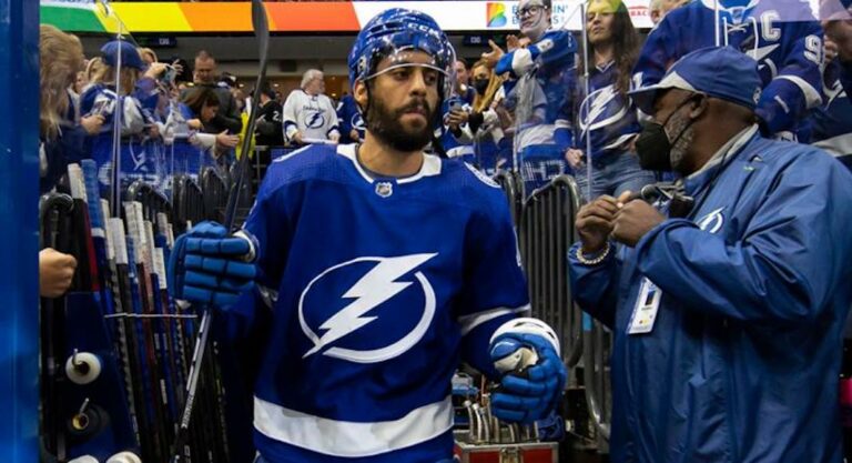 NHL : Pierre-Édouard Bellemare, un vétéran tricolore à la Stanley Cup