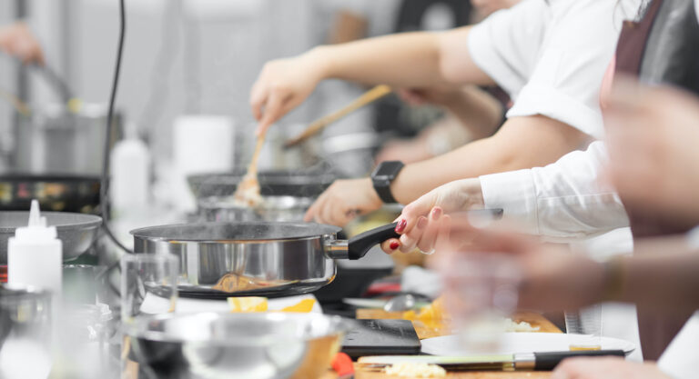 Rejoindre une école de cuisine et d’hôtellerie en France : session d’information gratuite