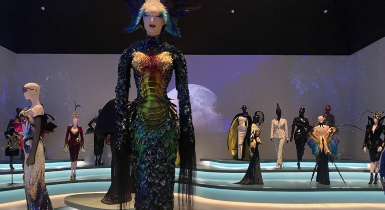 Thierry Mugler, grandiose et subversif au Brooklyn Museum