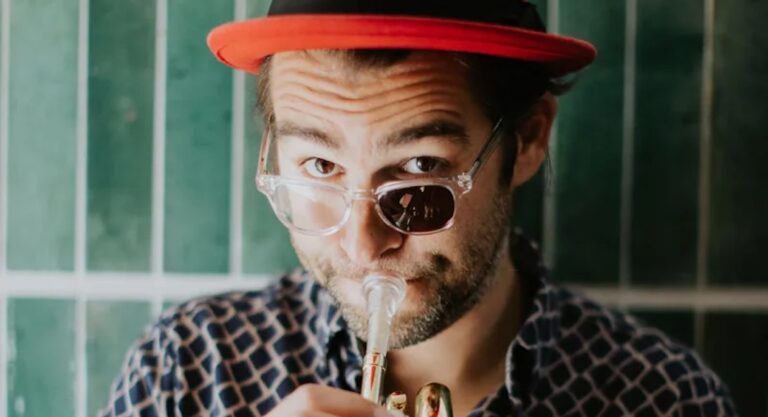 À Miami, Vincent Raffard fait éclore un nouvel album en trois volets