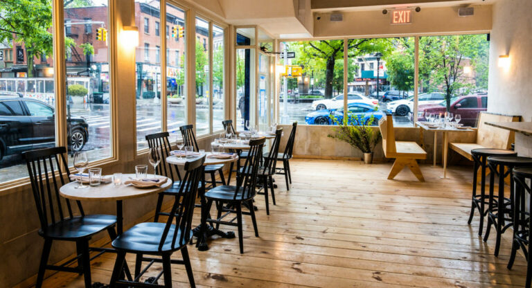 La cheffe Alexia Duchêne ouvre le restaurant Margot à Brooklyn
