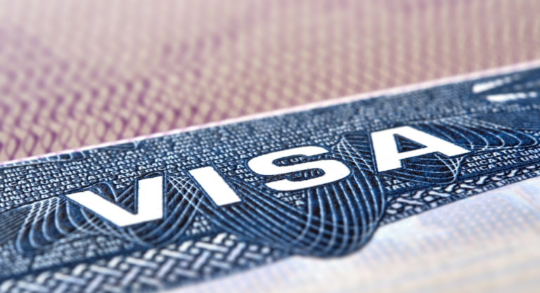 Visas E raccourcis: Où en sont les négociations entre la France et les États-Unis?