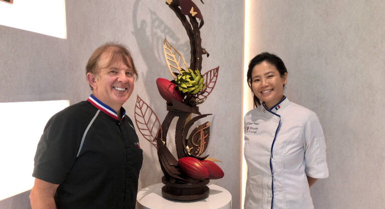 Le chef Stéphane Tréand ouvre la chocolaterie de ses rêves à Tustin