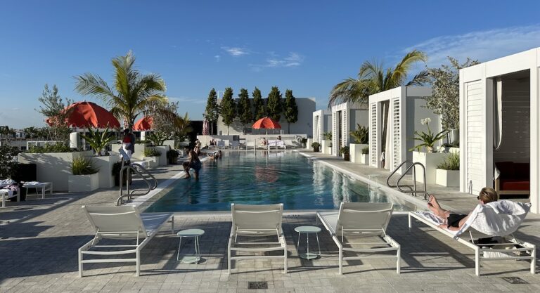 6 rooftops avec piscine pour être au septième ciel à Miami