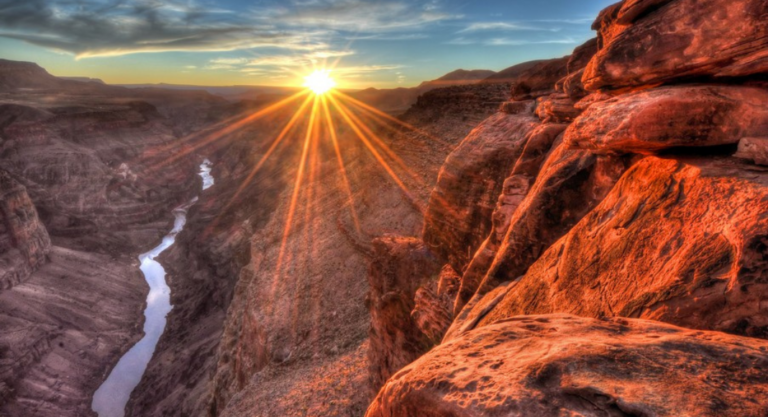 Parc national du Grand Canyon: le plus beau lever de soleil