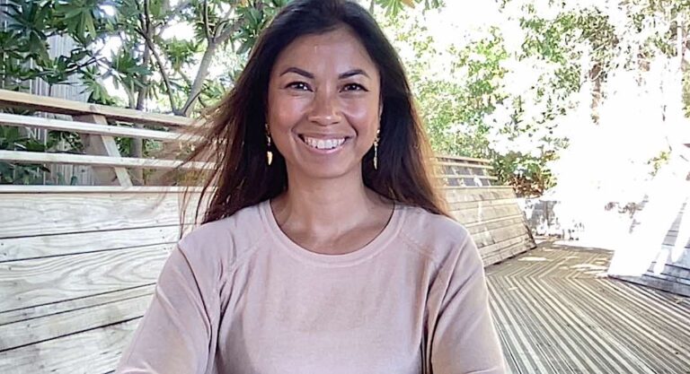 Révolution Bilingue, ép.40 : Elatiana Razafimandimbimanana, les microagressions linguistiques et le plurilinguisme