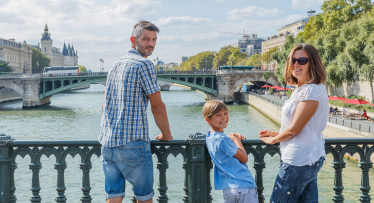 Baromètre Expat Communication : l’impact de l’expatriation sur la famille, le conjoint et les enfants