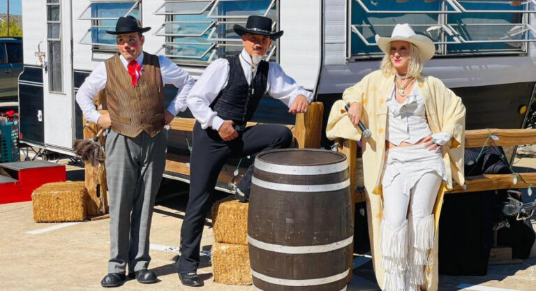Fanny Kerwich, le cirque à l’européenne au cœur d’un village Western au Texas