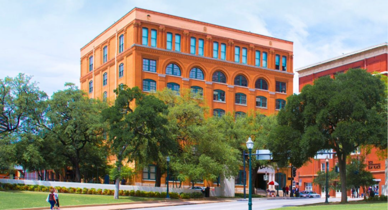 L’assassinat de JFK au 6th Floor Museum de Dallas