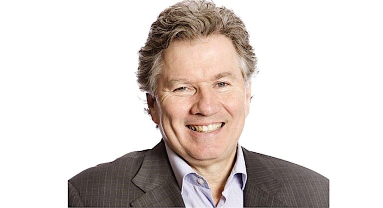 Révolution Bilingue: Michel Robitaille et le pouvoir de la francophonie
