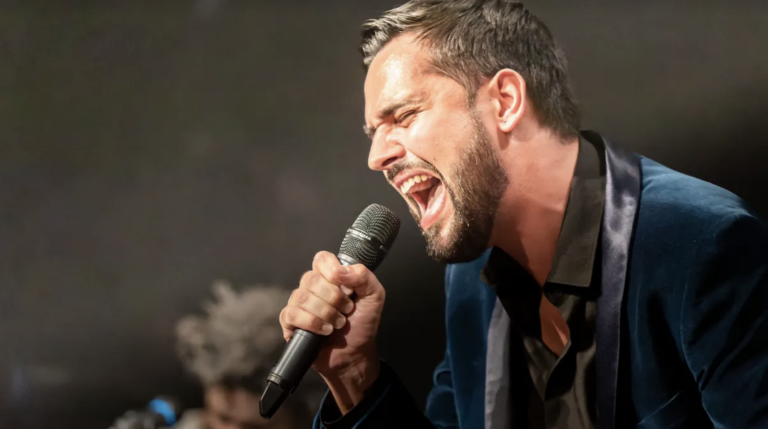 Le chanteur Yoann FreeJay au Ashford & Simpson’s Sugar Bar