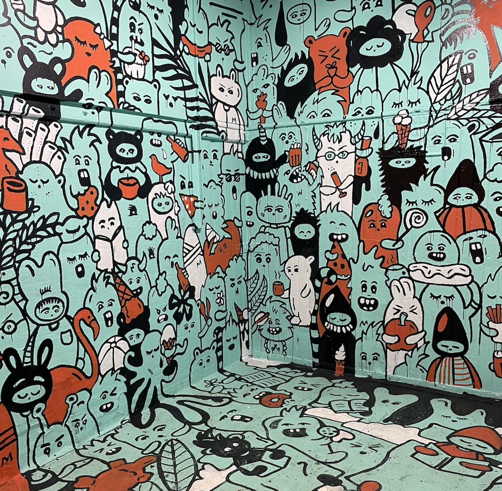 Barbara Graetzer Elevator Graffiti @olivia garcin