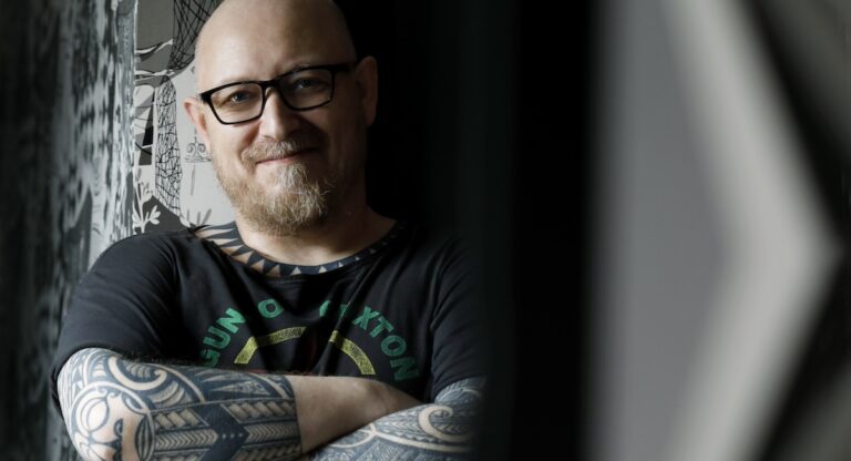Avec « La Route », Manu Larcenet dessine une Amérique apocalyptique