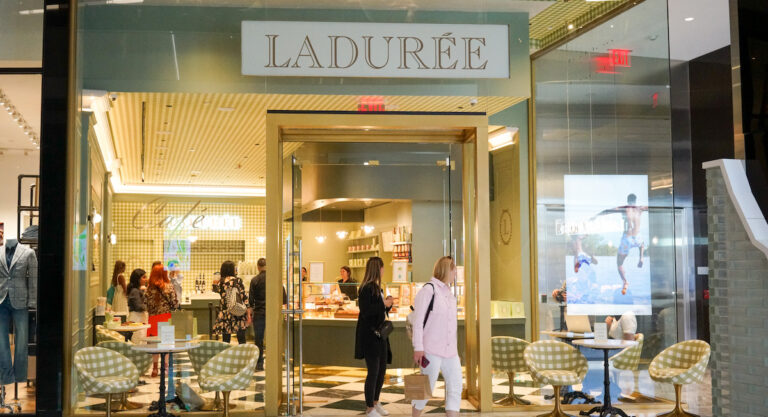 Ladurée ouvre une nouvelle boutique à Hudson Yards