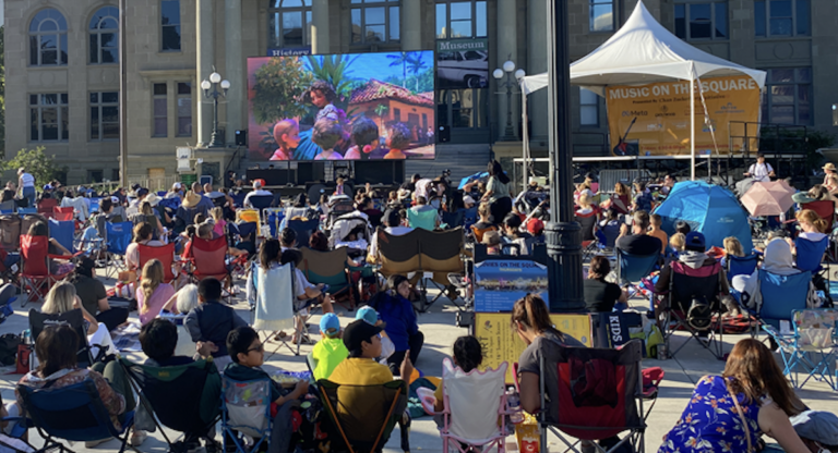 Cinéma en plein air : Un été de festivals gratuits dans la Baie de San Francisco