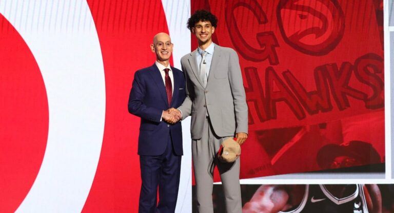 La folle soirée historique des Français à la Draft NBA à New York