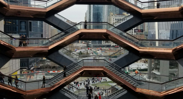 Brèves new-yorkaises : Le Vessel d’Hudson Yards rouvert au public
