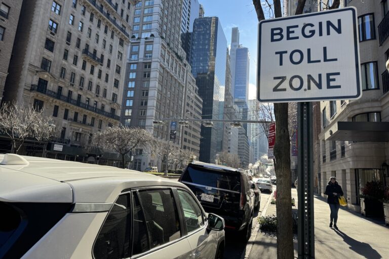 Brèves new-yorkaises : Le nouveau péage de la 60e instauré à Manhattan