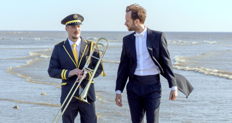 French Premiere : « En fanfare », le film feel good à ne pas rater en janvier