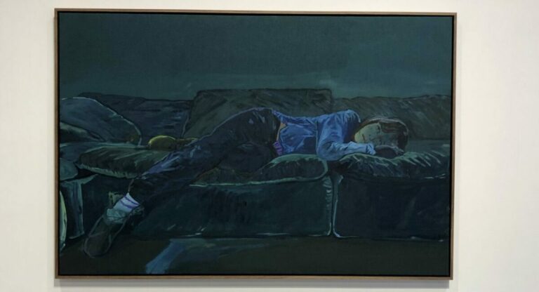 Claire Tabouret peint ses nuits sans sommeil dans ses nouvelles toiles, exposées à la Night Gallery de LA