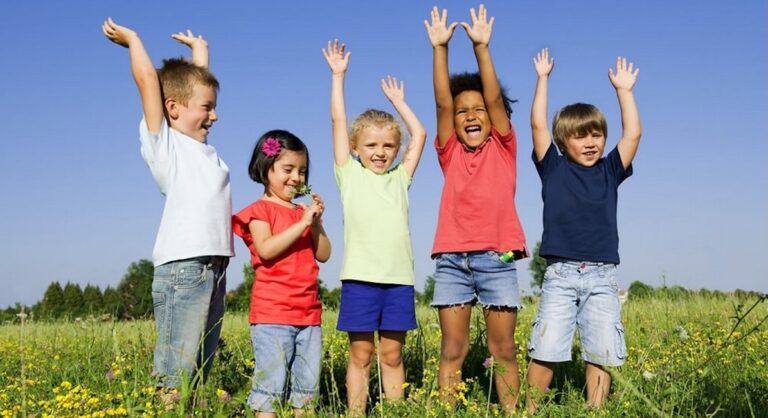 Apprendre et s’amuser en français : les camps d’été 2025 en Floride