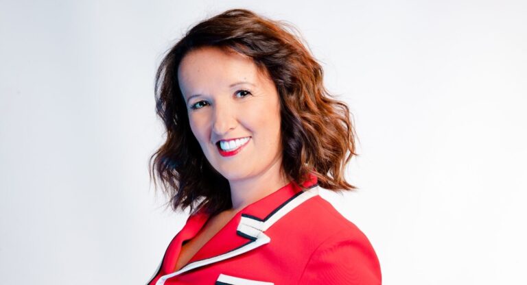 Anne Roumanoff revient divertir les États-Unis et le Québec