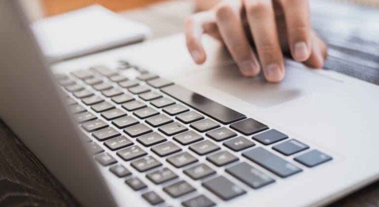 S’inscrire au registre des Français établis à l’étranger, mode d’emploi