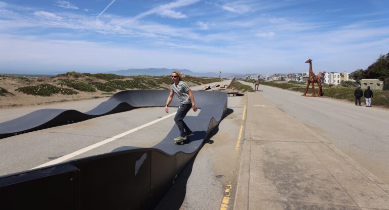 Sunset Dunes, un nouveau parc controversé au bord du Pacifique