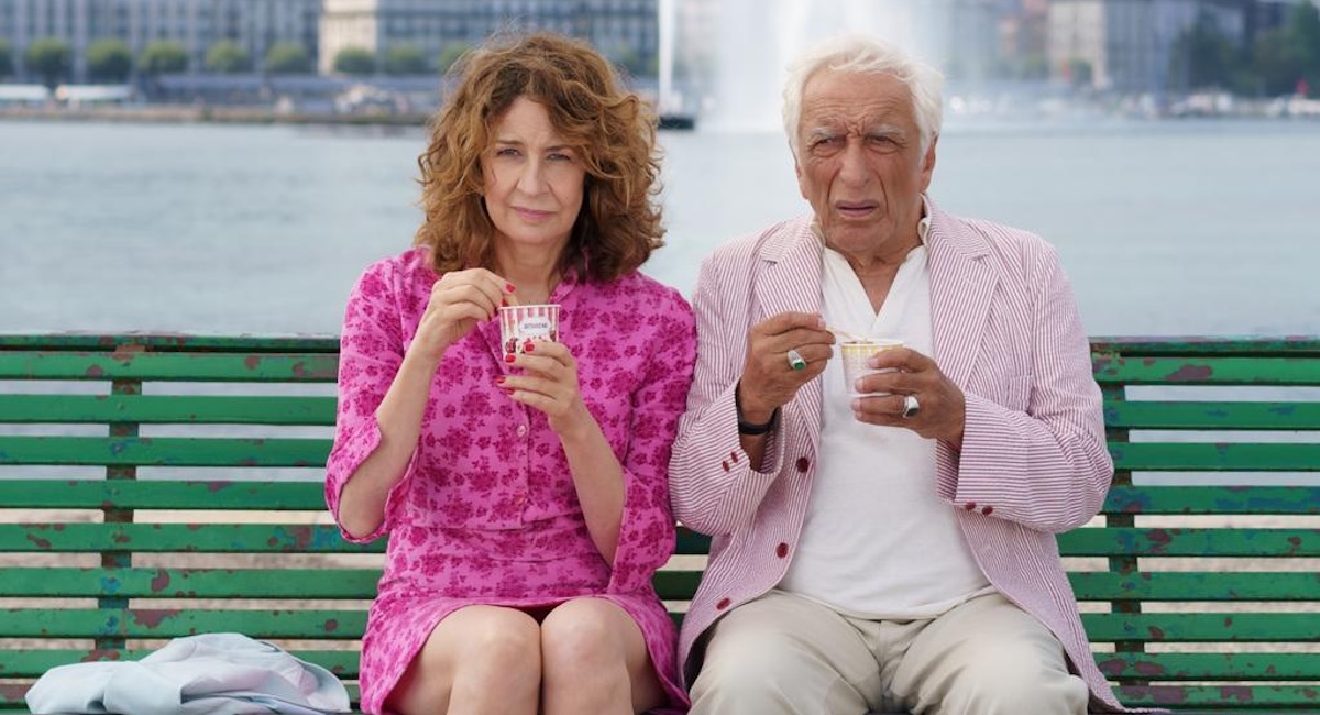 French Premiere : Valérie Lemercier et Gérard Darmon se donnent une deuxième chance dans « Aimons-nous vivants »