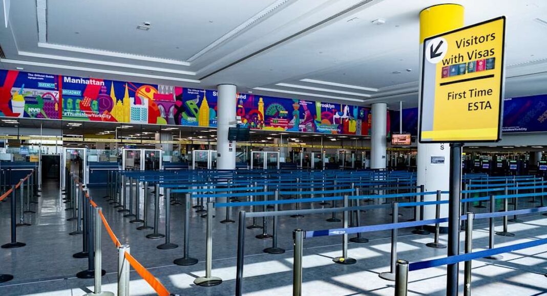 Terminal 4 de l'aéroport JFK à New York / Crédit: K.C. Wilsey/FEMA