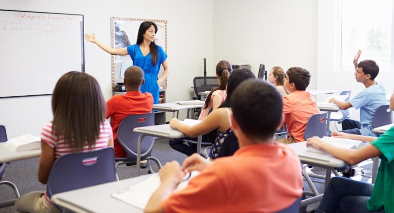 Bourses scolaires 2025-2026: Dépôt des dossiers jusqu’au 29 août à Washington