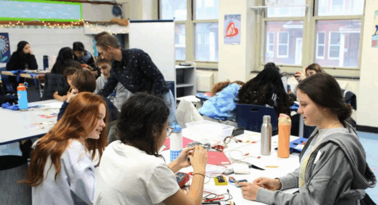 Nouveau lycée à la French American Academy : l’accès aux meilleures universités du monde avec le Baccalauréat International (IB)