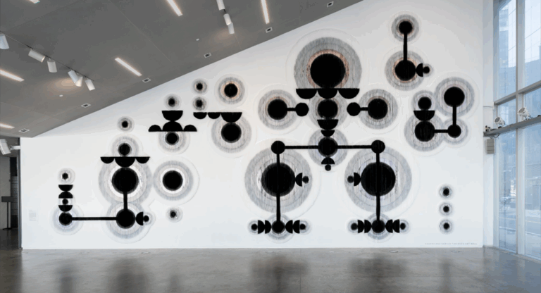 Caroline Monnet, artiste franco-anishinaabe commissionnée à l’ICA de Boston