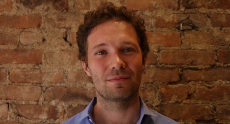 Amata, l’app du Français Ludovic Huraux pour trouver l’amour avec l’aide de l’IA