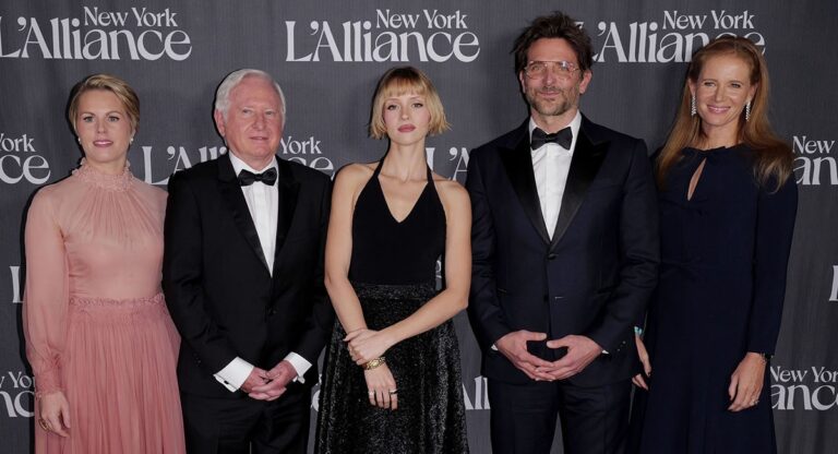 Bradley Cooper, Angèle : les stars célèbrent la culture française au Gala de l’Alliance New York